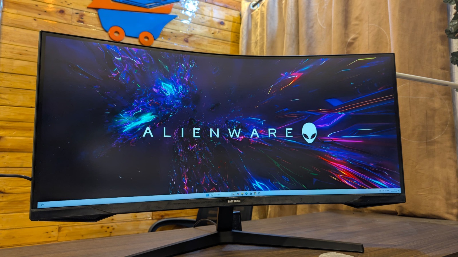 MONITEUR INCURVÉ GAMING MONITOR BY SAMSUNG : ODYSSEY G5 C34G55TWDN