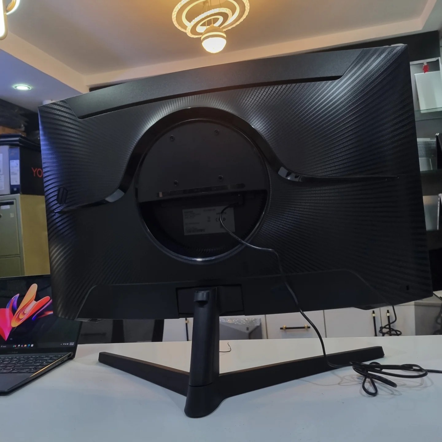 Additional product image