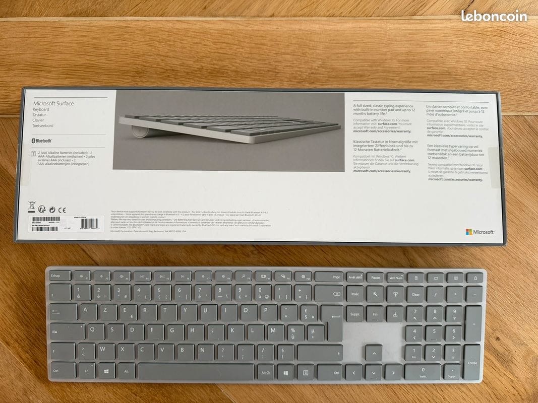 Microsoft Surface 1742