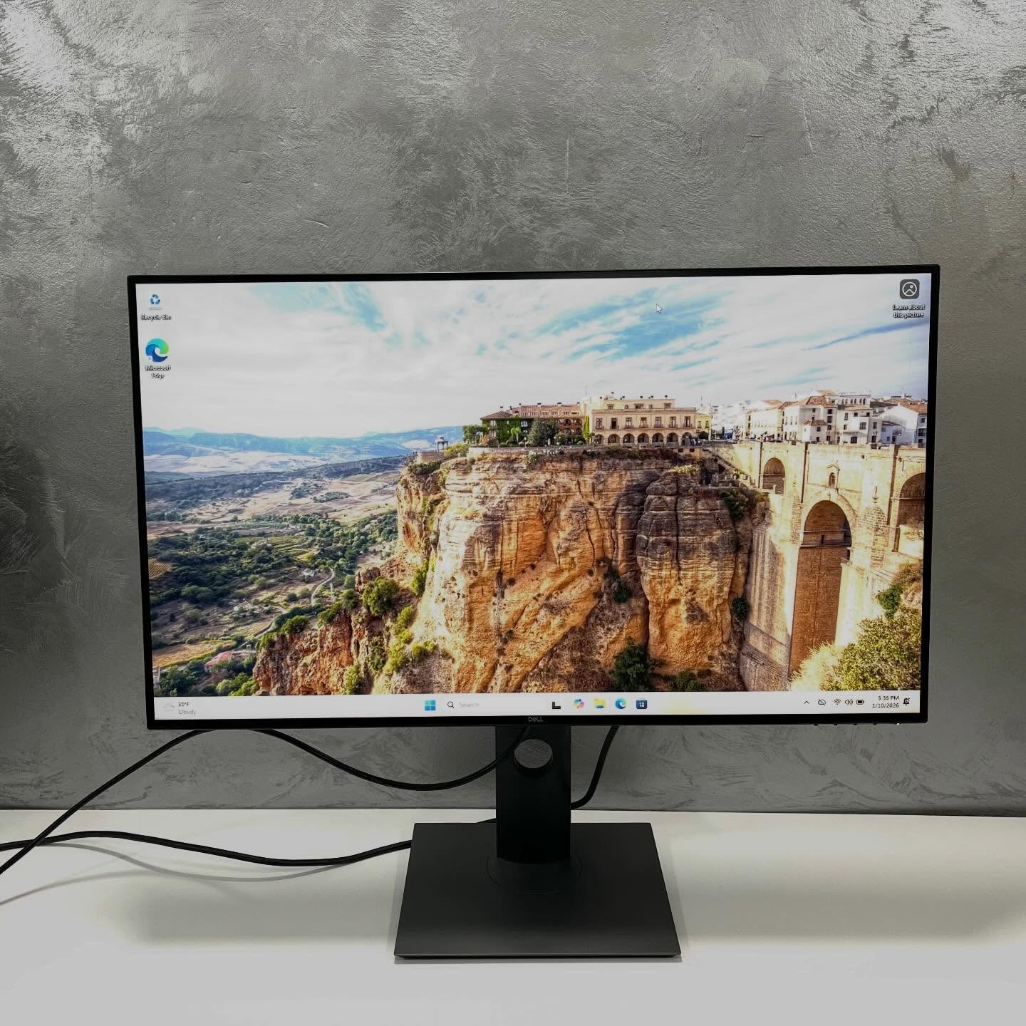 DELL ULTRASHARP U3219Q ( SOLDES )
